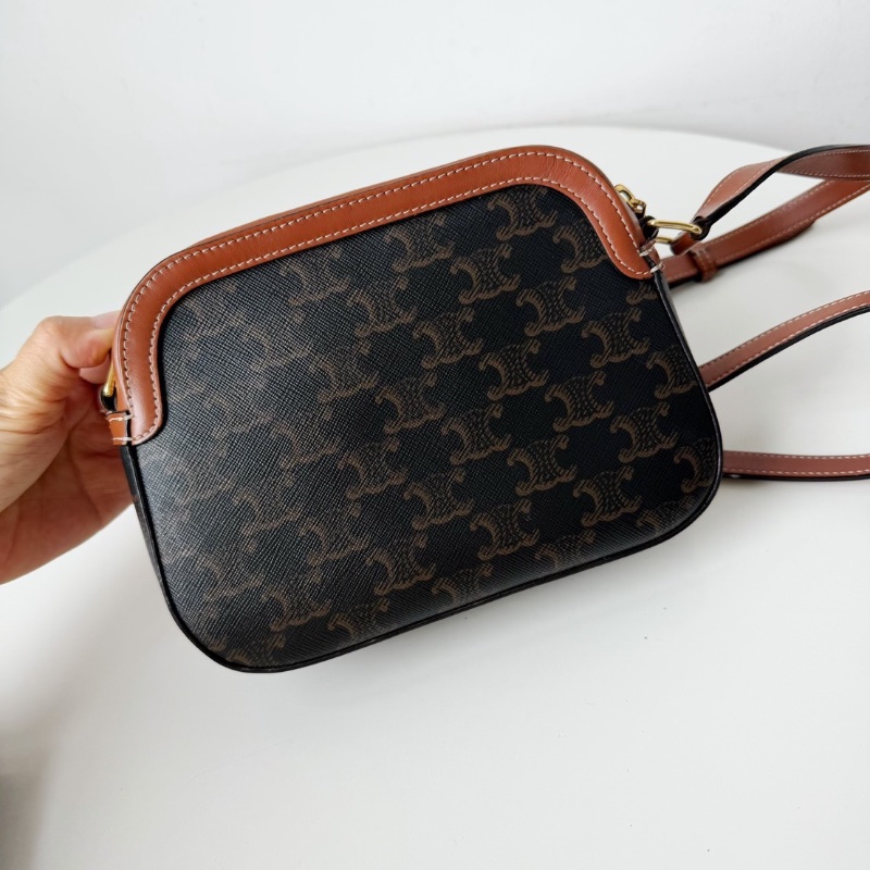 Celine凱旋門老花徽章相機斜背包20×15x5cm 98新配件塵袋-9