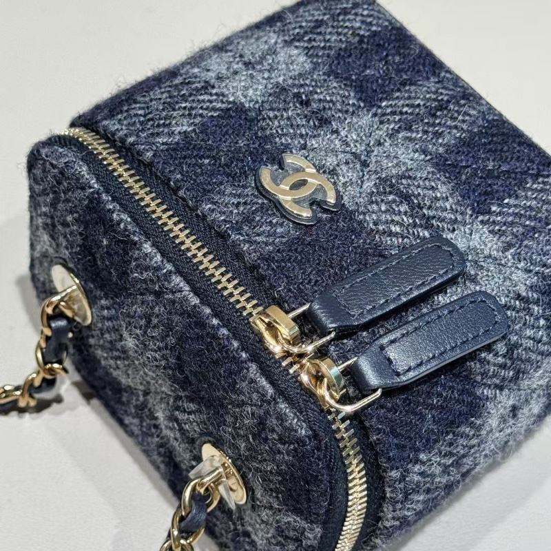Chanel 海軍藍灰色 毛呢拼皮 mini 化妝盒 7*9*10cm 99新配件塵袋盒子-4