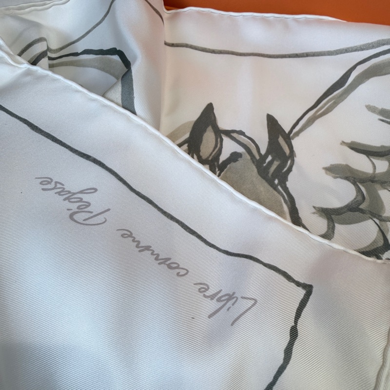 全新✨Hermes✨自由飛馬 Libre comme pegase 絲巾 90-4