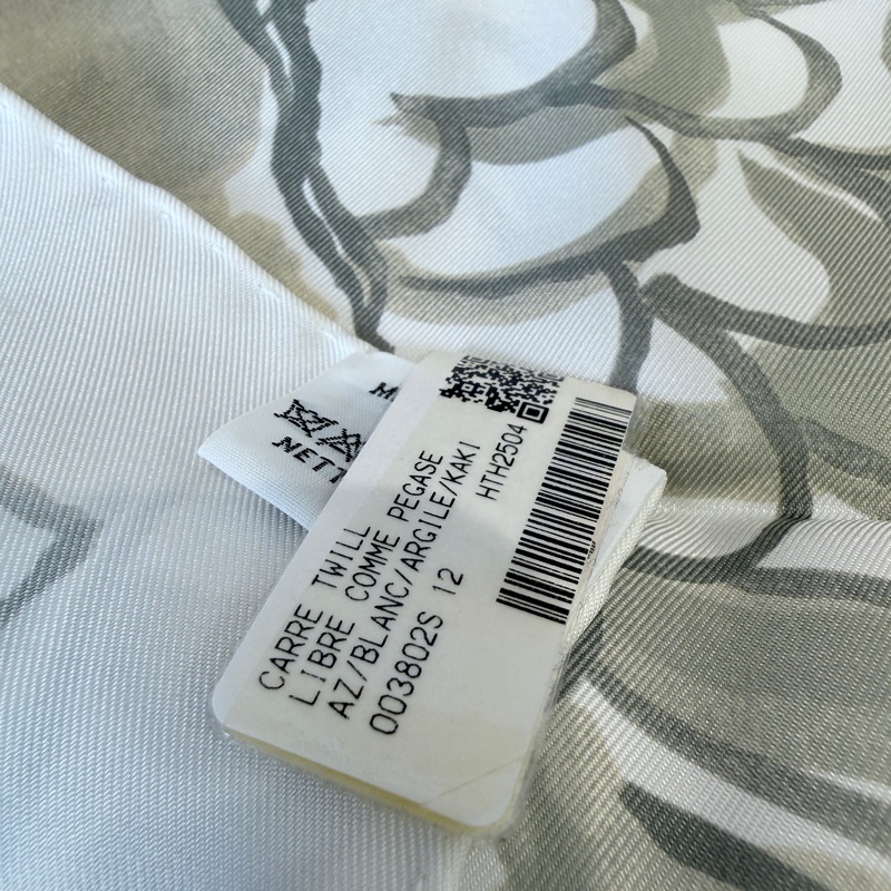 全新✨Hermes✨自由飛馬 Libre comme pegase 絲巾 90-5