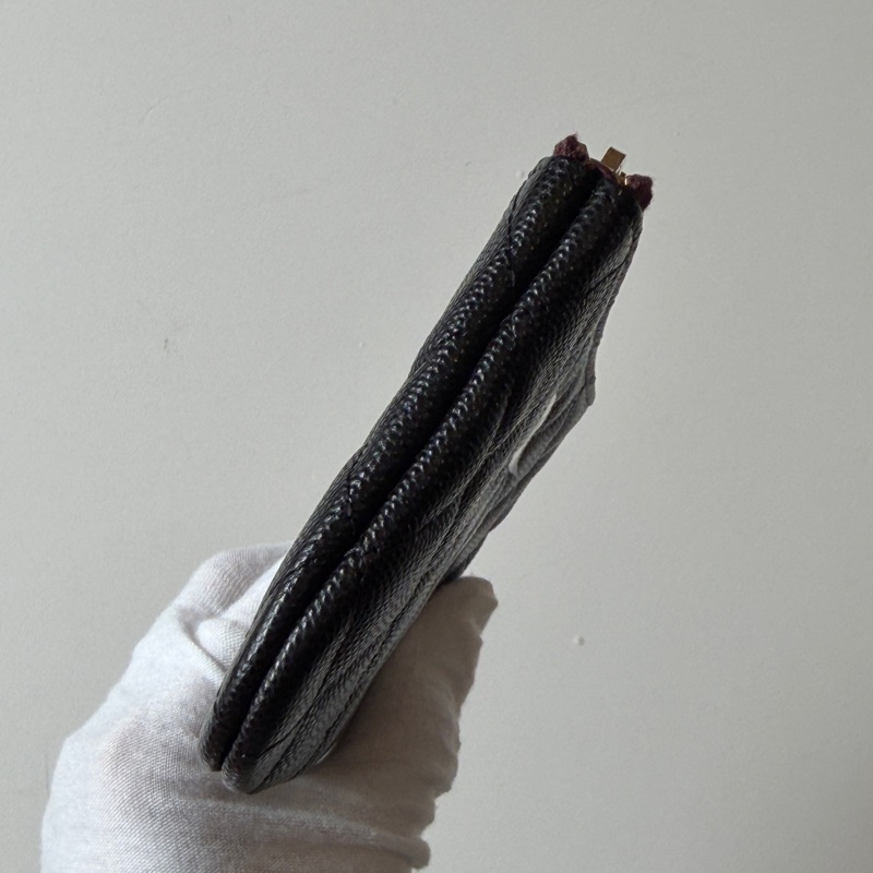 914intheair精品代購『全新全配』Chanel 黑金菱格紋一字拉鏈零錢包 卡包-7