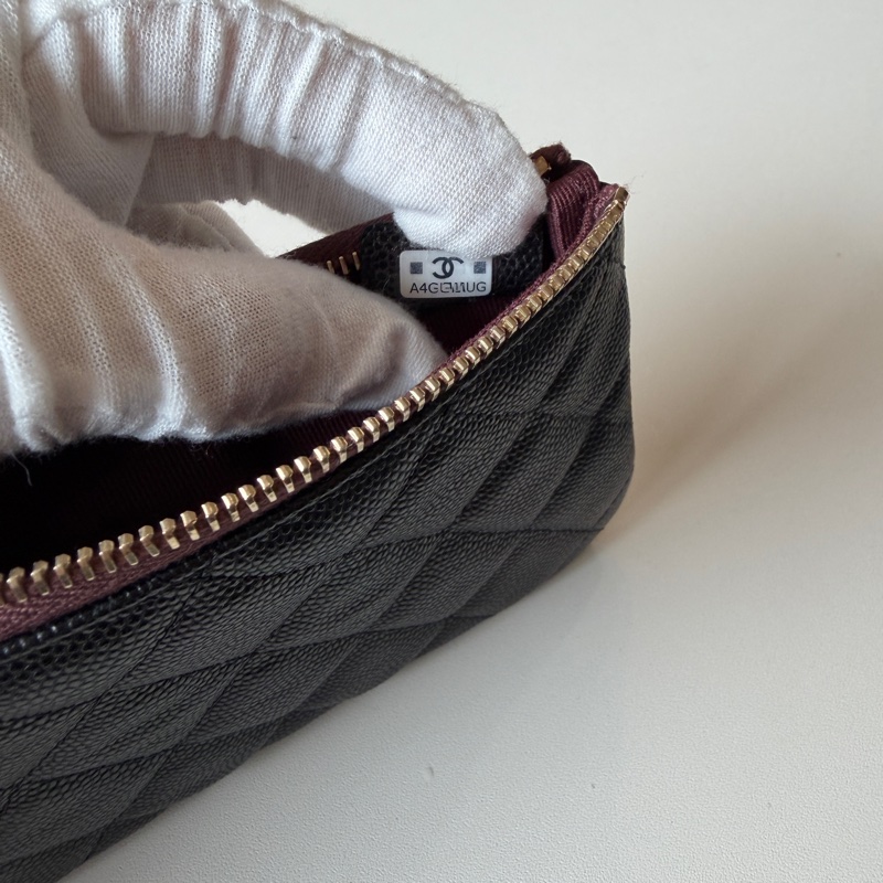 914intheair精品代購『全新全配』Chanel 黑金菱格紋一字拉鏈零錢包 卡包-15