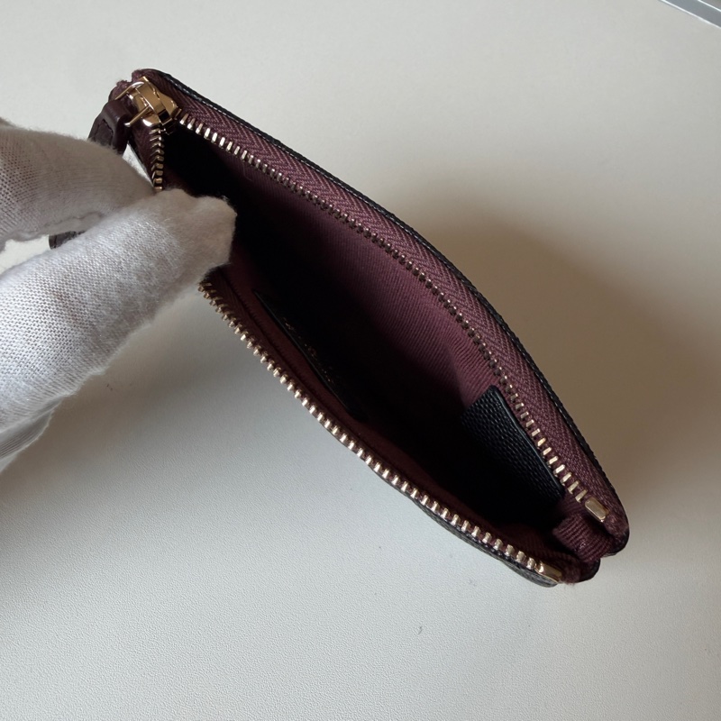 914intheair精品代購『全新全配』Chanel 黑金菱格紋一字拉鏈零錢包 卡包-17