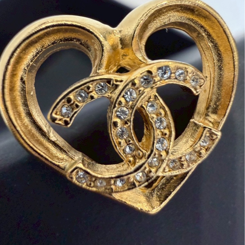 Chanel✨2023愛心耳環 針式耳環 耳針耳釘-2