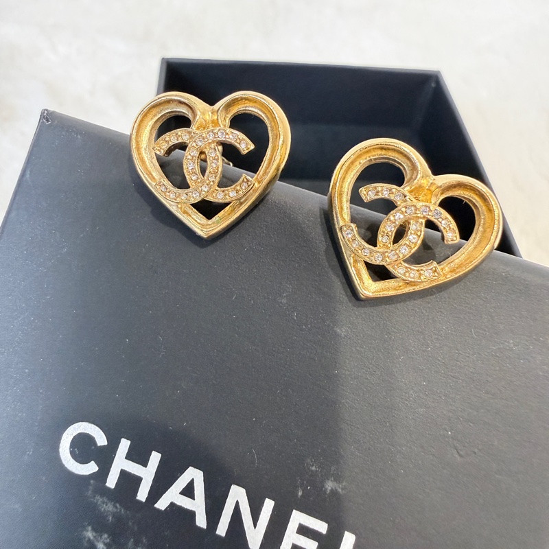 Chanel✨2023愛心耳環 針式耳環 耳針耳釘-8