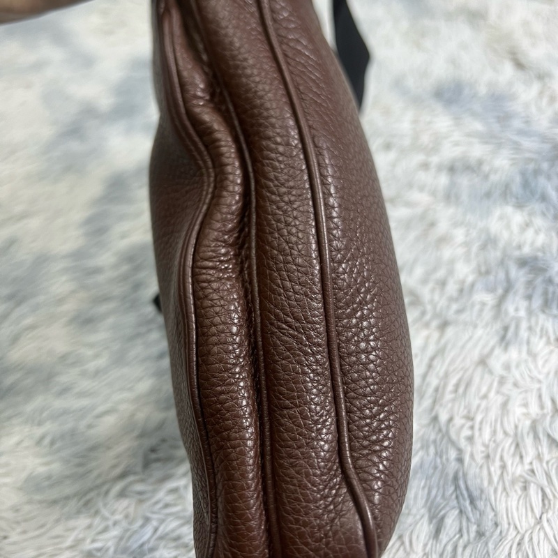 普拉達/Prada 牛皮三角標單肩包  無附件-3