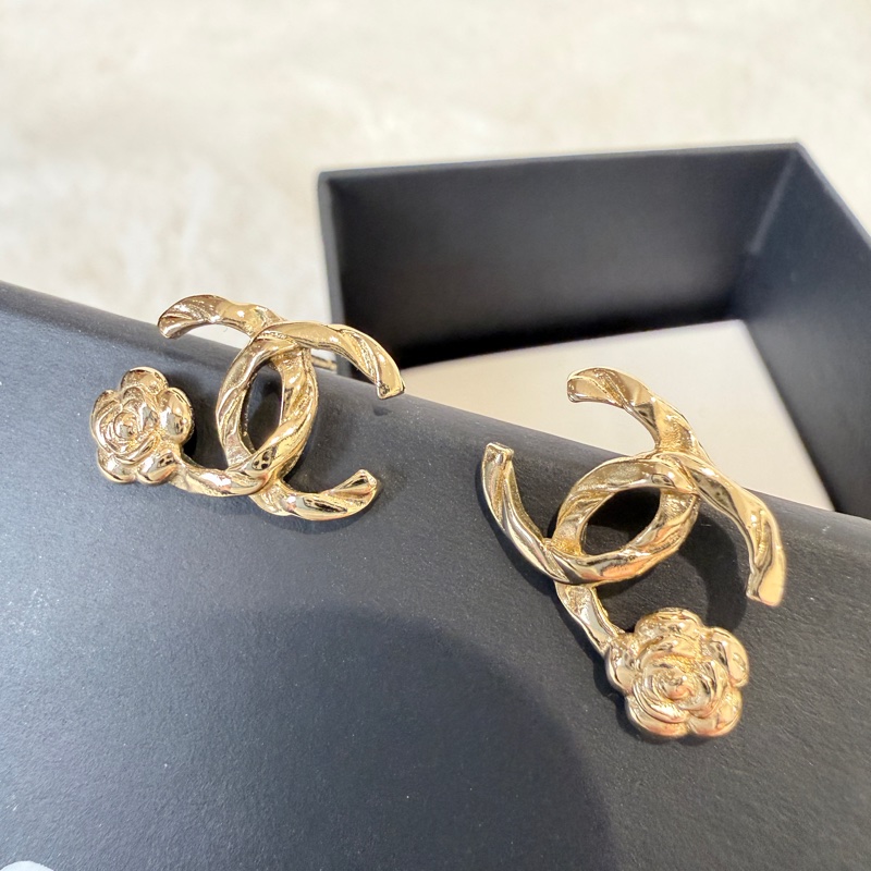 Chanel✨2022氣質山茶花CC耳環 針式耳環 耳針-0