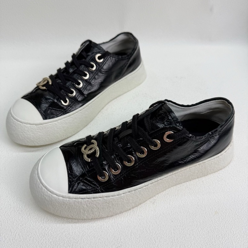 CHANEL香奈兒 皮革 25新款 油蠟皮雙Clogo 黑色  37.5碼-0