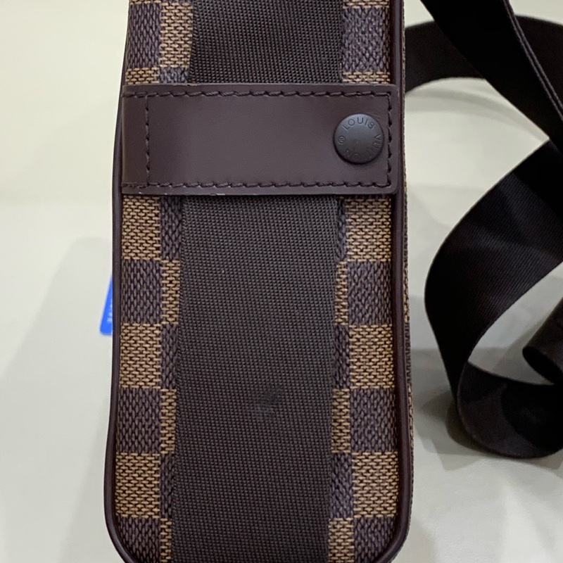 LV路易威登 棕棋盤格Olav小號豆腐包 尺寸20*20*10cm-10