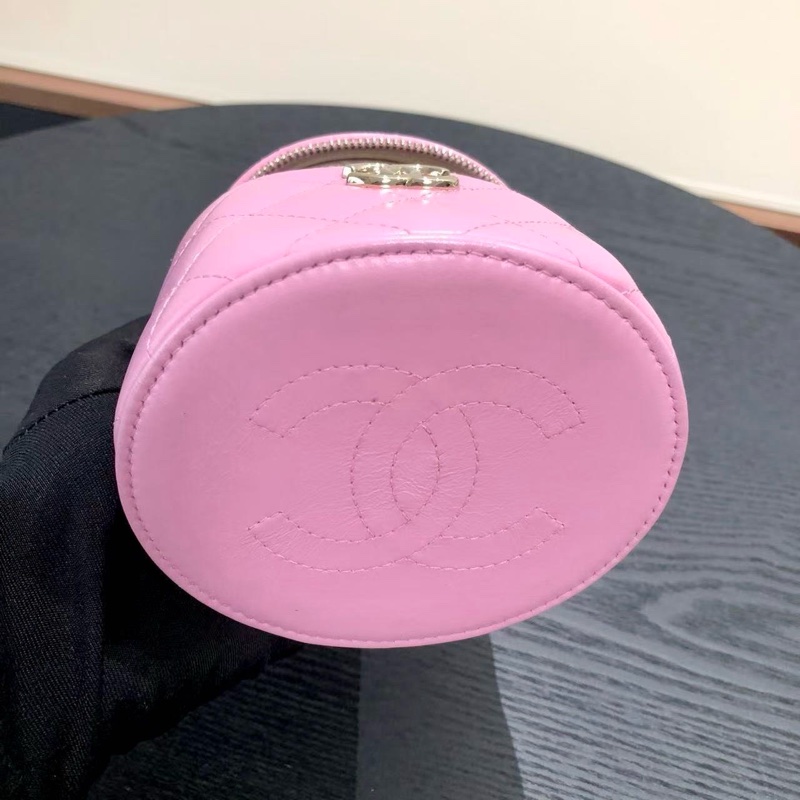 Chanel香奈兒粉色肥腸水桶包22S小號，-7