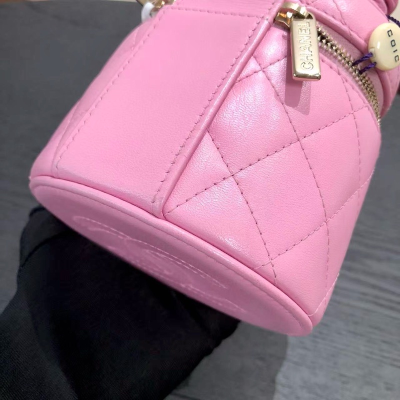 Chanel香奈兒粉色肥腸水桶包22S小號，-13