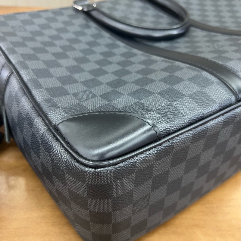 LouisVuitton黑棋盤格公文包 有肩帶 手提斜挎都可 尺寸約40×30×12-5