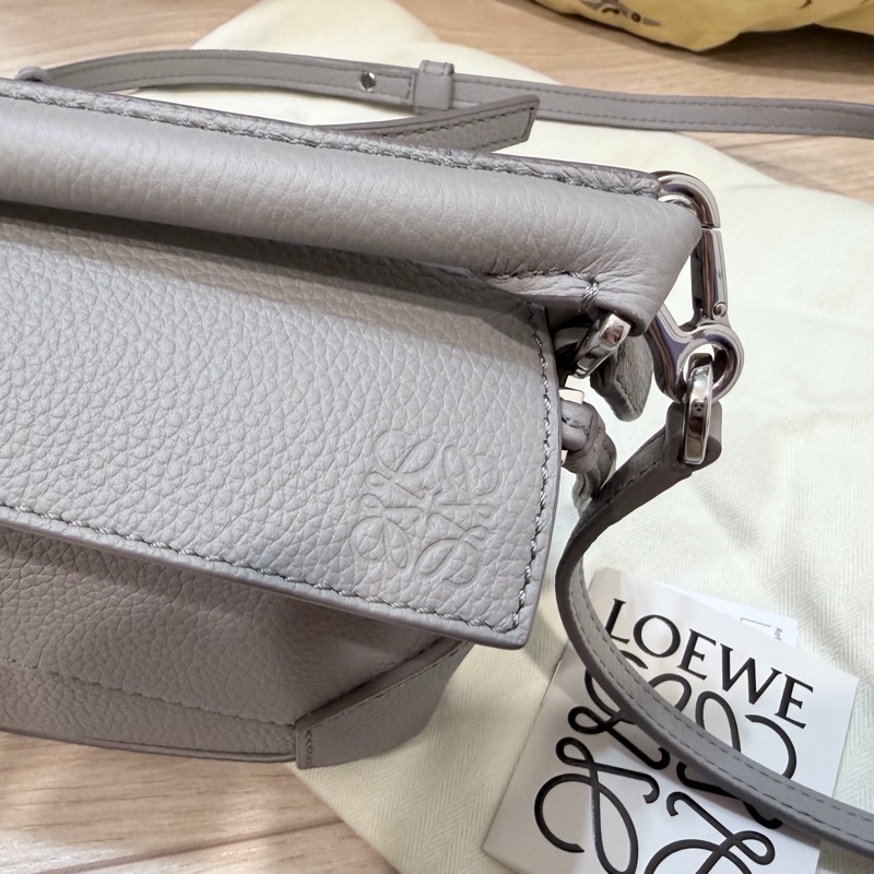 LOEWE MINI PUZZLE 極新 珍珠灰 pearl grey-11