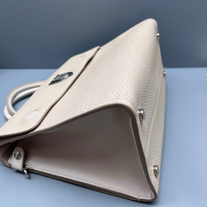 Dior 97新 荔枝紋Diorever盾牌包 尺寸30*21-3