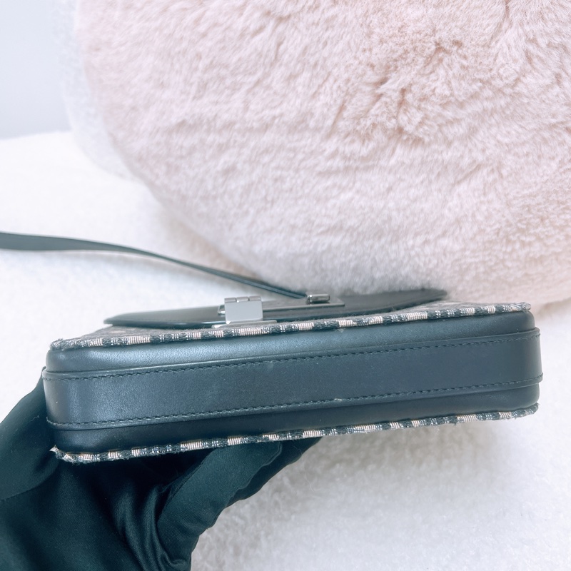 Dior lock 藍色老花郵差包-2