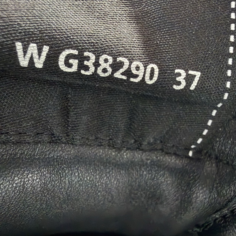 Chanel/香奈兒 麂皮拼帆布熊貓配色黑白搭配  37碼-7