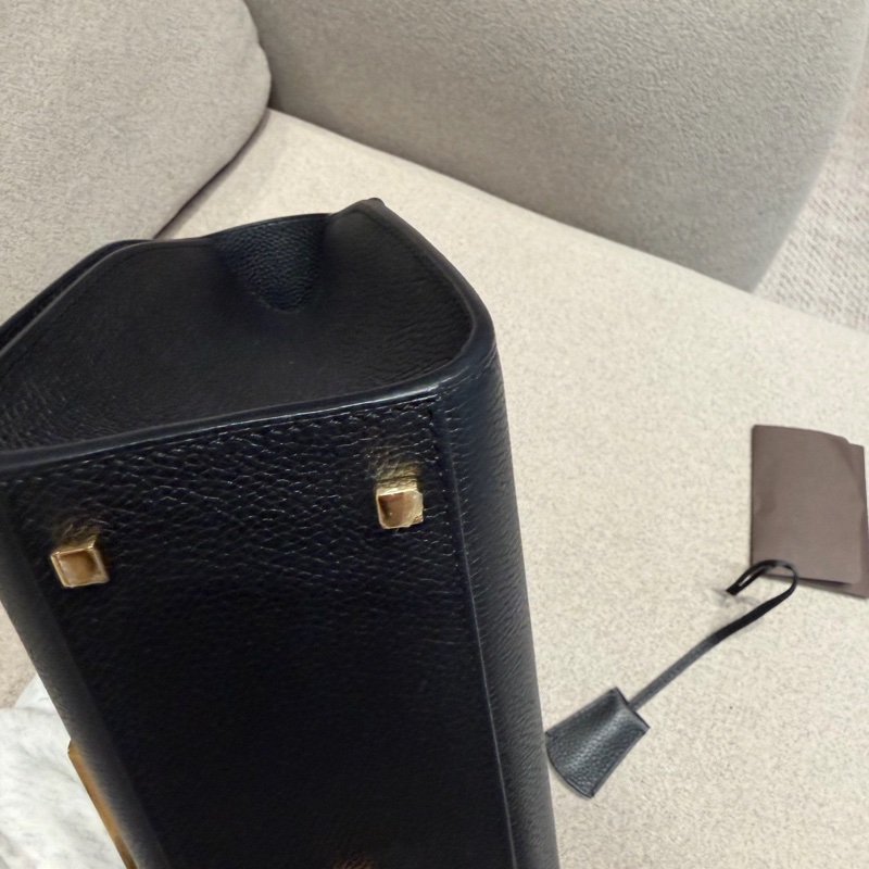 MOYNAT莫奈rejane黑色牛皮金扣 提挎包-14