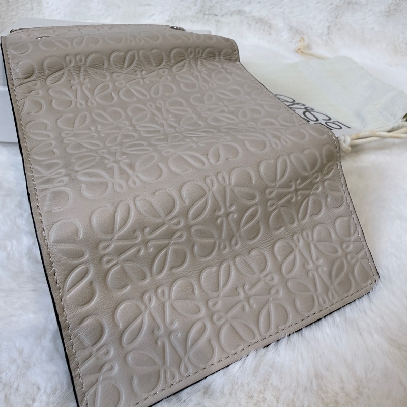 Loewe✨壓紋Logo短夾鈔票夾卡夾錢包零錢包-13