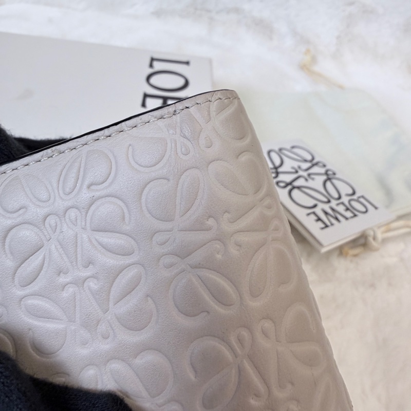 Loewe✨壓紋Logo短夾鈔票夾卡夾錢包零錢包-17