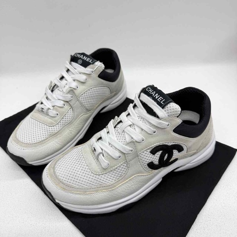 CHANEL香奈兒  黑白熊貓網面 米白黑雙C大logo 38碼