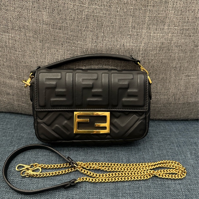 fendi 迷你Baguette 法棍包-1