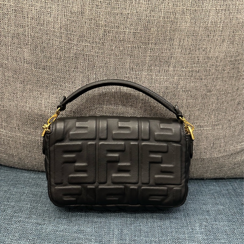fendi 迷你Baguette 法棍包-3