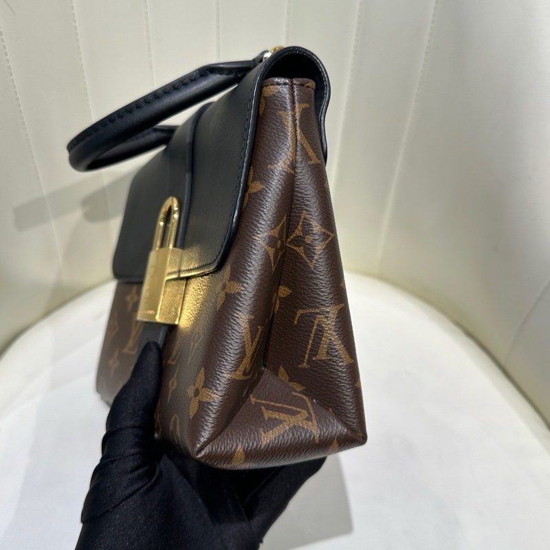 98新lv/路易威登 Locky BB 老花拼黑鎖頭包 手提包帶肩帶 單肩包 斜挎包 底長：20-3