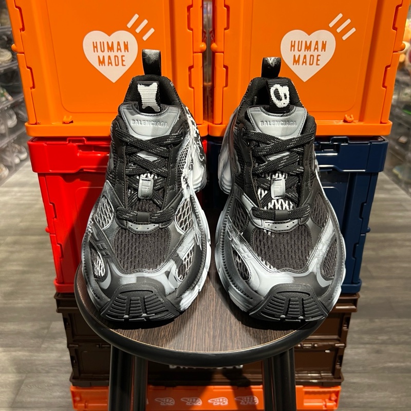 巴黎世家 6xl 塗鴉Eu40-3