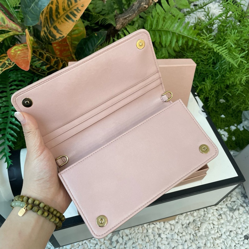 98新 MiuMiu 繆繆 粉色褶皺Woc鏈條包-4