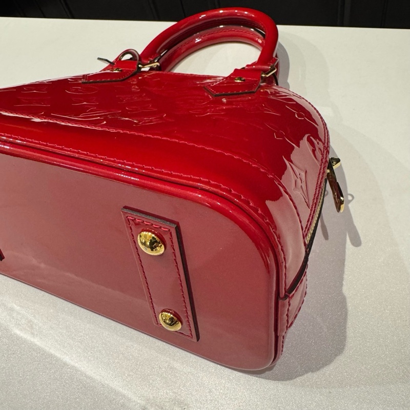 全新LV路易威登Alma BB 貝殼包 漆皮壓紋 18年編碼 底長24cm-8