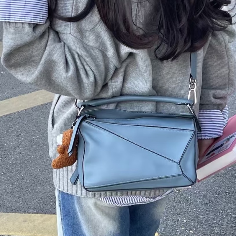 精緻氣質風😍99新🆕Loewe羅意威霧霾藍Puzzle小號幾何包單肩斜挎手提包📐-3