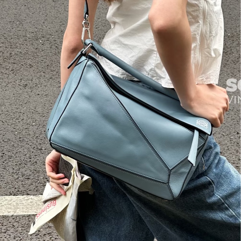 精緻氣質風😍99新🆕Loewe羅意威霧霾藍Puzzle小號幾何包單肩斜挎手提包📐-4