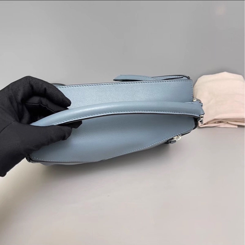 精緻氣質風😍99新🆕Loewe羅意威霧霾藍Puzzle小號幾何包單肩斜挎手提包📐-10