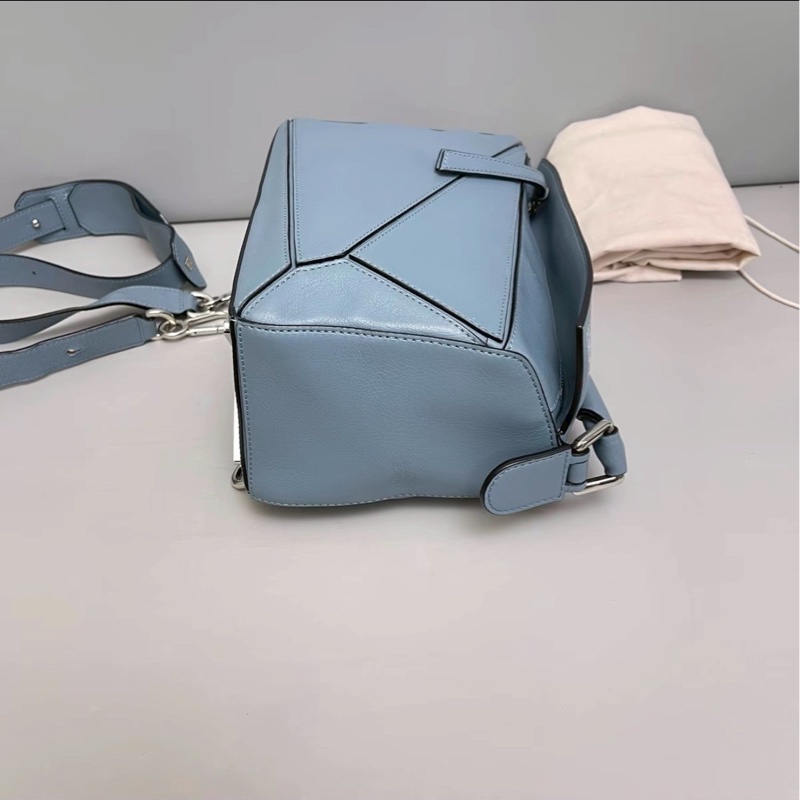 精緻氣質風😍99新🆕Loewe羅意威霧霾藍Puzzle小號幾何包單肩斜挎手提包📐-11