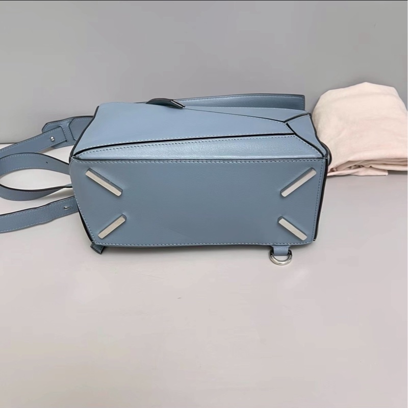 精緻氣質風😍99新🆕Loewe羅意威霧霾藍Puzzle小號幾何包單肩斜挎手提包📐-12