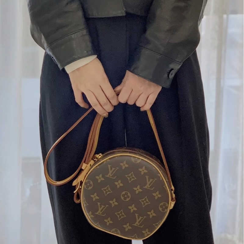 【97新 ✨ 全網最低價！】 LV 老花 圓餅包 小號 斜挎包 芯片款（下單前先詢問庫存❗️）-2