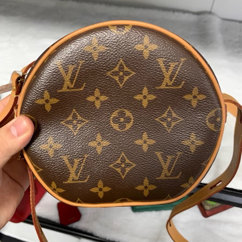 【97新 ✨ 全網最低價！】 LV 老花 圓餅包 小號 斜挎包 芯片款（下單前先詢問庫存❗️）-4