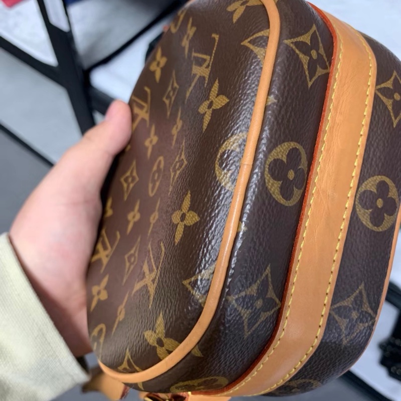 【97新 ✨ 全網最低價！】 LV 老花 圓餅包 小號 斜挎包 芯片款（下單前先詢問庫存❗️）-9