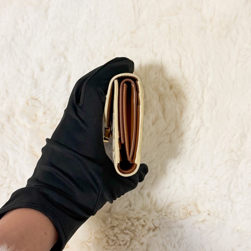 Celine 白老花凱旋門三折短夾-2