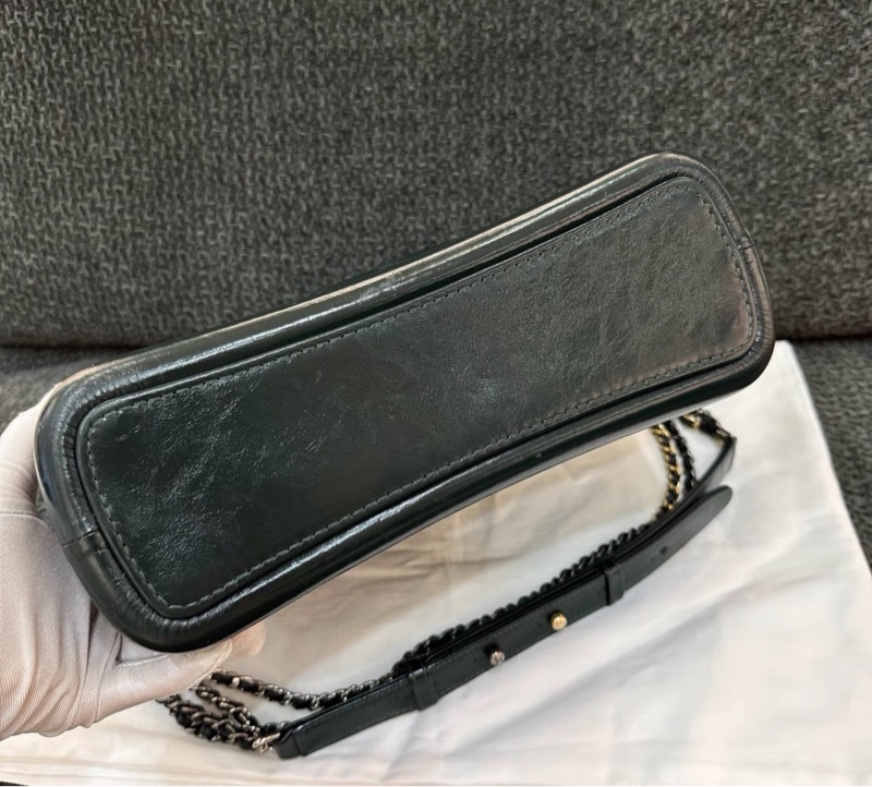 【96新 ✨ 全網最低價！】 Chanel香奈兒 墨綠色 流浪包 中號 男女可用（下單前先詢問庫存❗️）-6