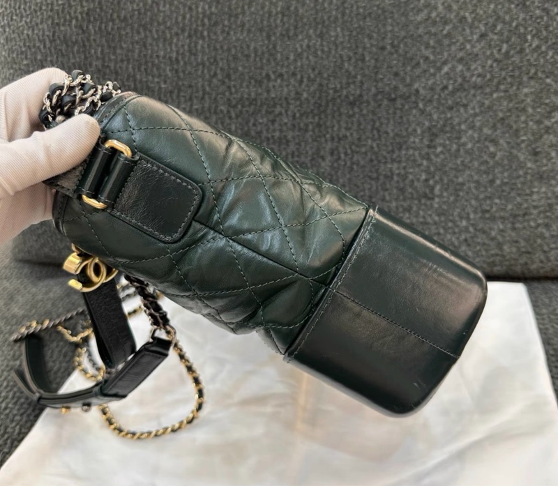 【96新 ✨ 全網最低價！】 Chanel香奈兒 墨綠色 流浪包 中號 男女可用（下單前先詢問庫存❗️）-8