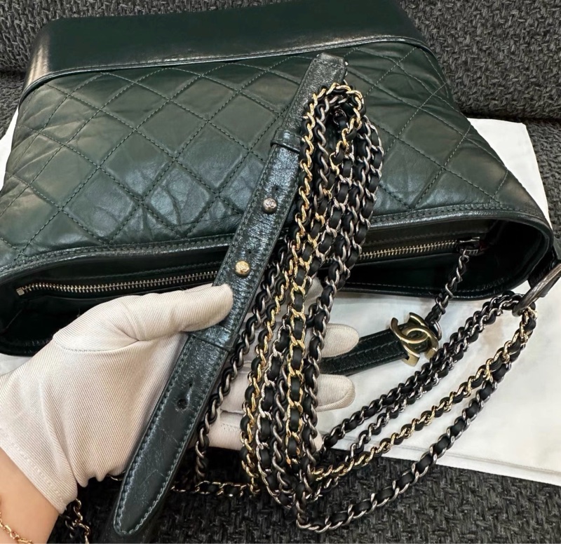 【96新 ✨ 全網最低價！】 Chanel香奈兒 墨綠色 流浪包 中號 男女可用（下單前先詢問庫存❗️）-9