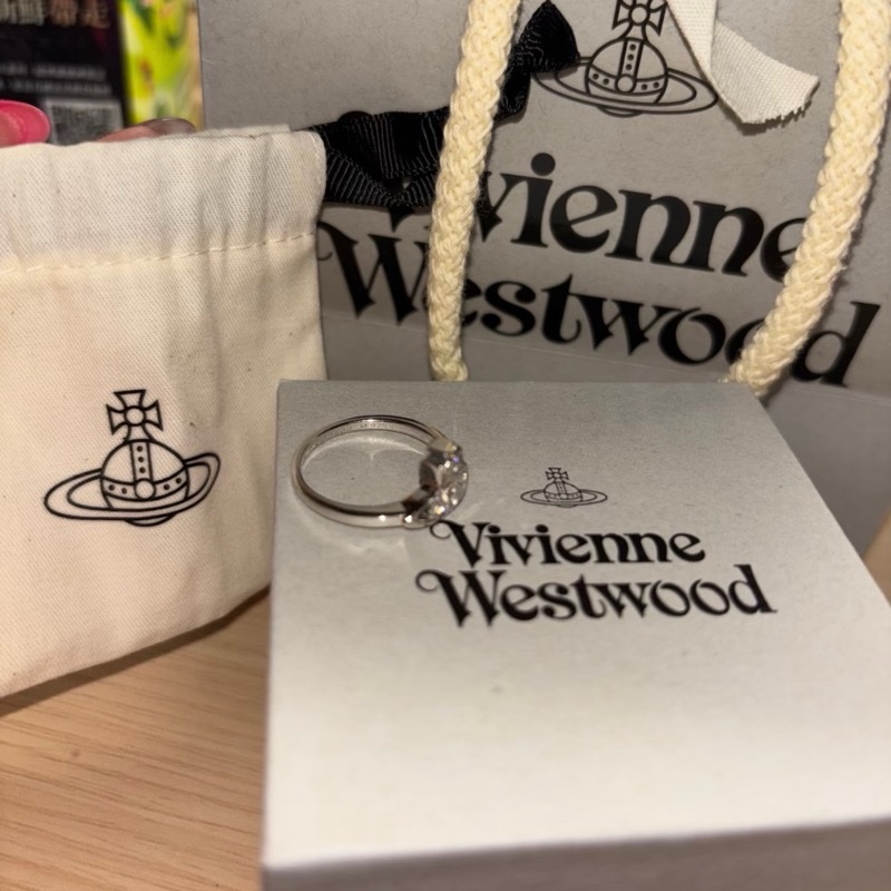 vivienne Westwood 西太后土星戒指-1