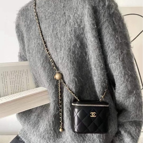 ✨Chanel 黑金鏈條盒子包 金球扣有調節功能 99新🖤