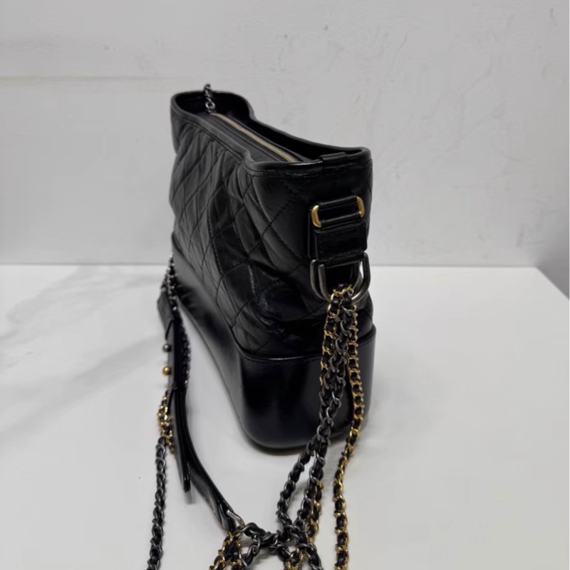 【97新 ✨ 全網最低價！】 CHANEL 香奈兒 Gabrielle流浪 黑金 中號鏈條包（下單前先詢問庫存❗️）-6