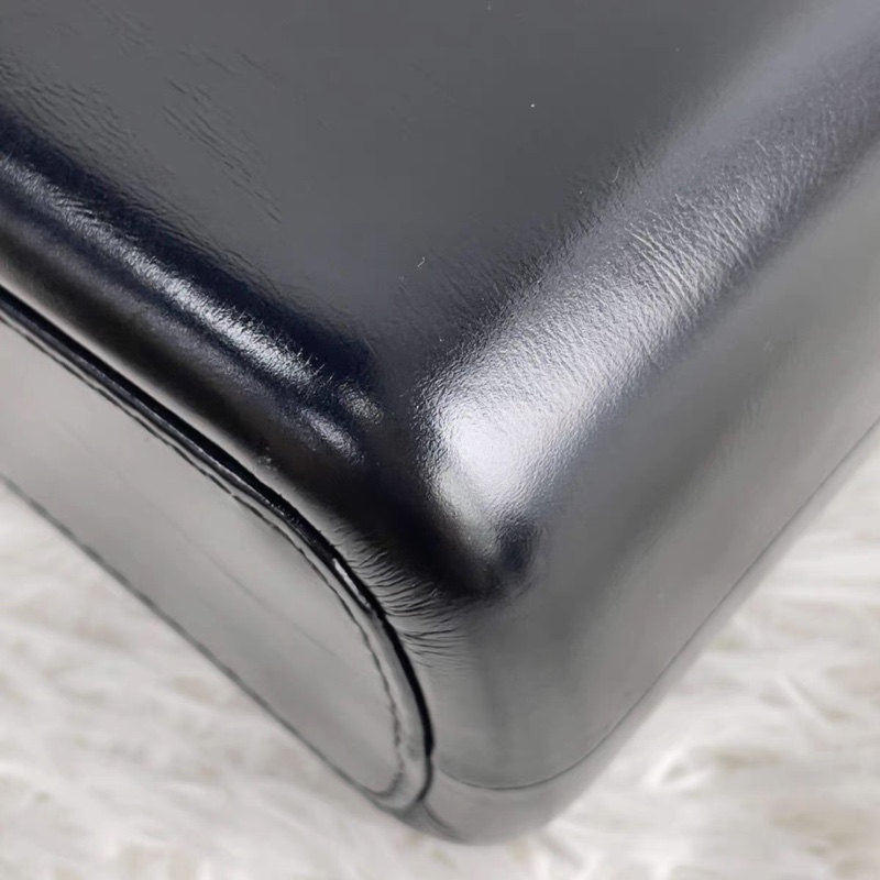 【97新 ✨ 全網最低價！】 CHANEL 香奈兒 Gabrielle流浪 黑金 中號鏈條包（下單前先詢問庫存❗️）-11