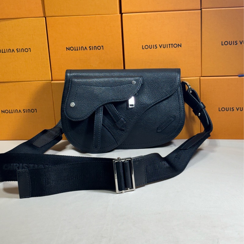 🔥超級好看 質感百搭 Dior 迪奧 saddle素面黑馬鞍 肩背/斜背包-0