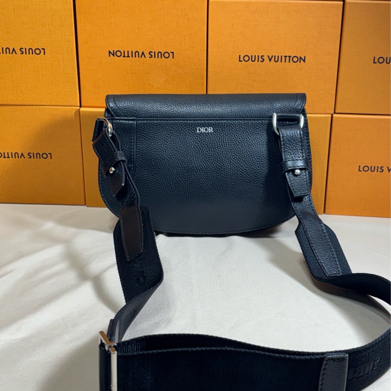 🔥超級好看 質感百搭 Dior 迪奧 saddle素面黑馬鞍 肩背/斜背包-2