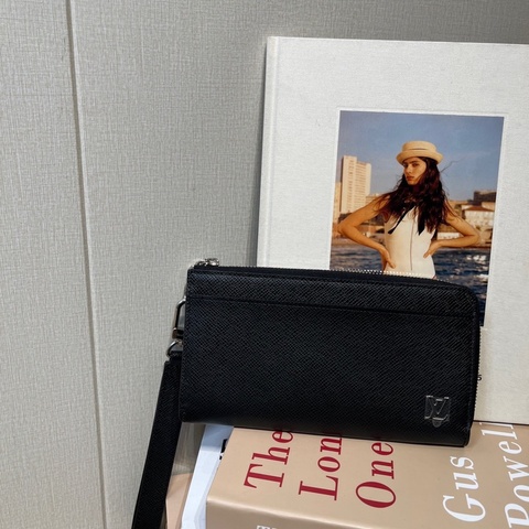 99新❤️LV 路易威登 Zippy 銀色LV金屬標識長款拉鍊 針葉林皮革 手提手拿錢包 黑色 編碼芯