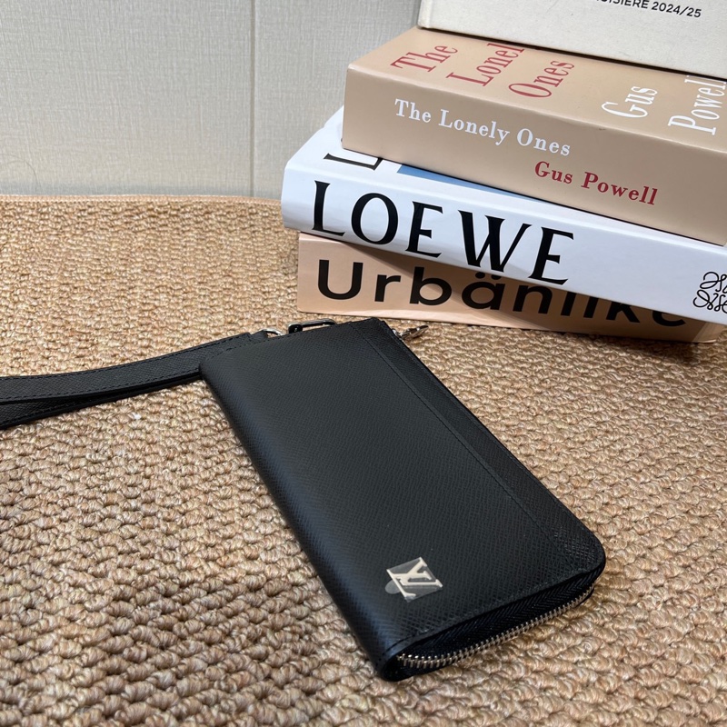 99新❤️LV 路易威登 Zippy 銀色LV金屬標識長款拉鍊 針葉林皮革 手提手拿錢包 黑色 編碼芯-5